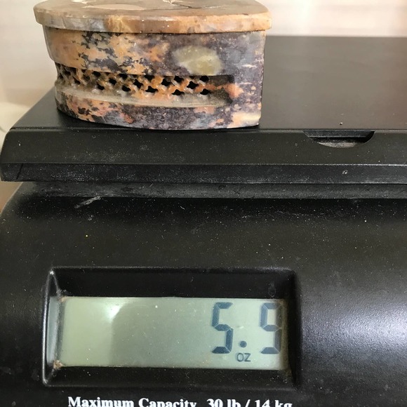 Vintage Carved Stone Heart Trinket Box Inlaid Floral Pattern "2 1/2"x 3" India - Picture 10 of 11